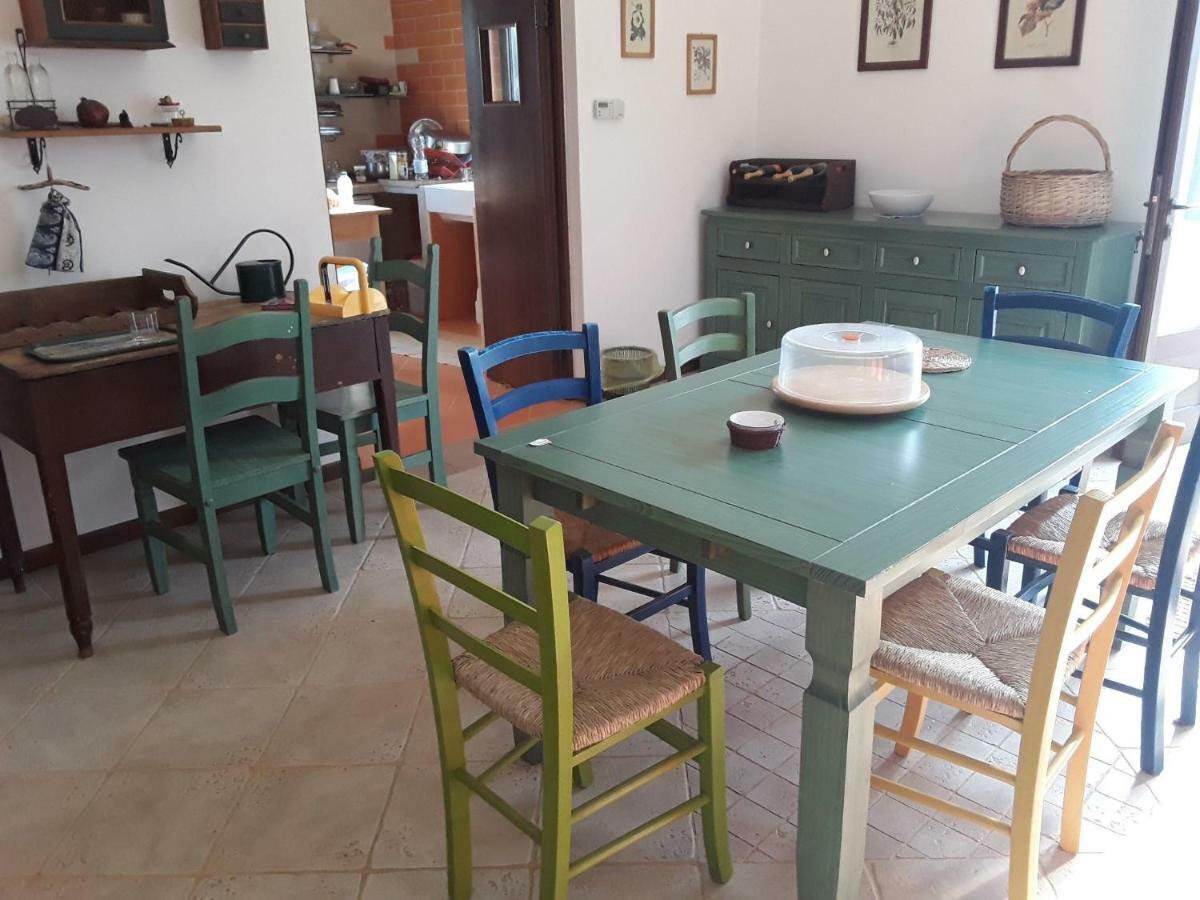Il Giardino Di Viola Bed & Breakfast Ceglie Messapica Bagian luar foto